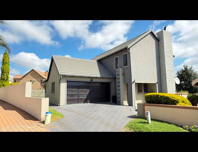 3 BEDROOM HOUSE FOR SALE IN BROOKLANDS LIFESTYLE ESTATE